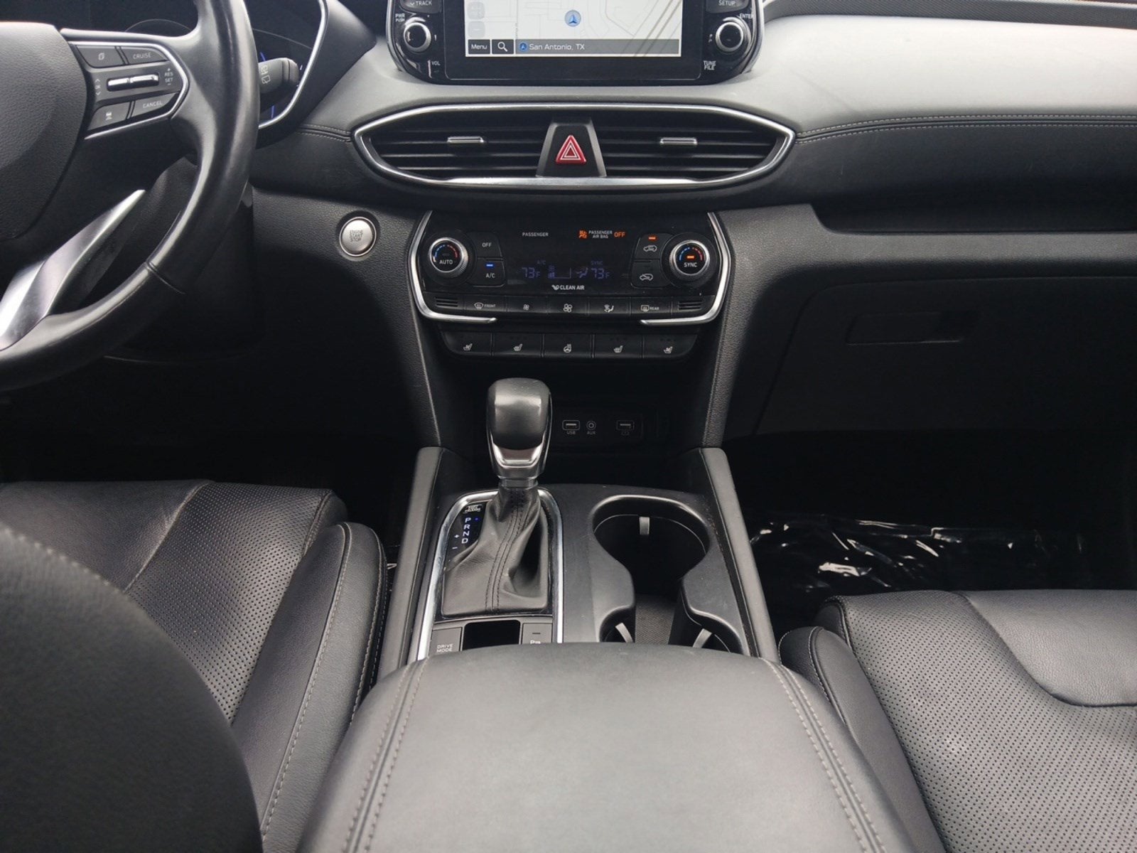 2019 Hyundai SANTA FE Ultimate W/ PANORAMIC SUNROOF & HEADS-UP DISPLAY