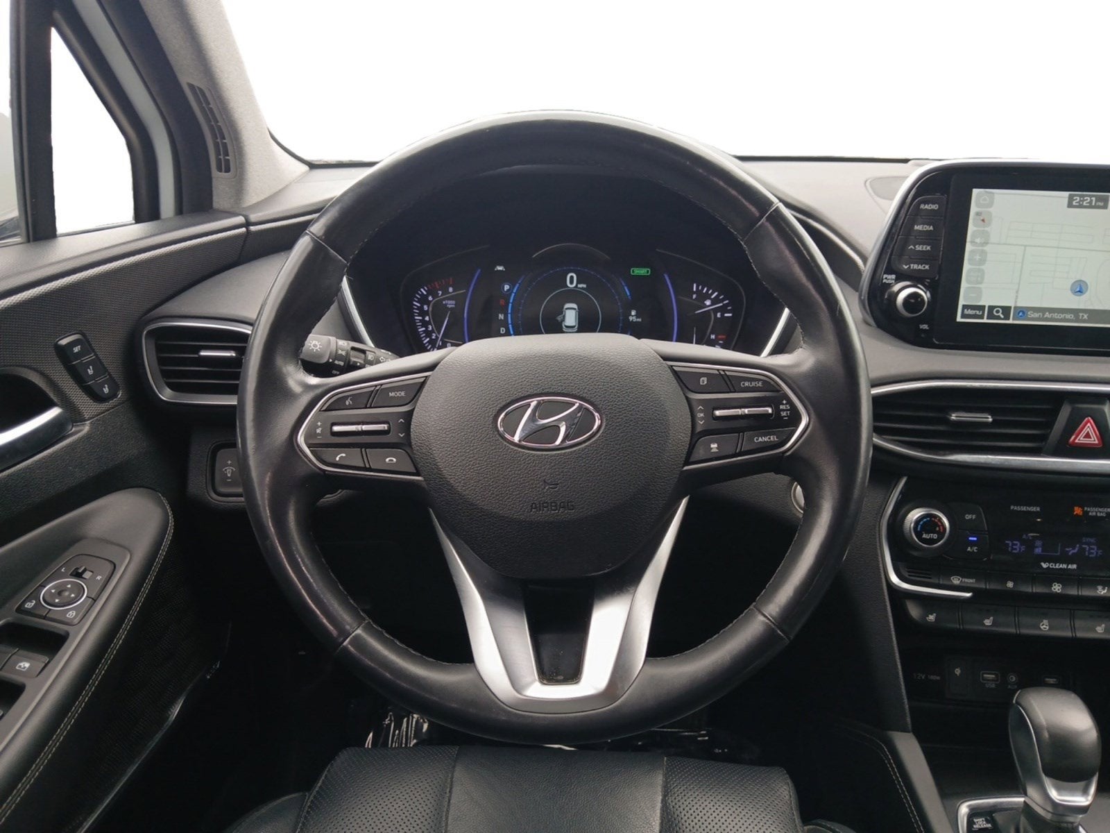 2019 Hyundai SANTA FE Ultimate W/ PANORAMIC SUNROOF & HEADS-UP DISPLAY