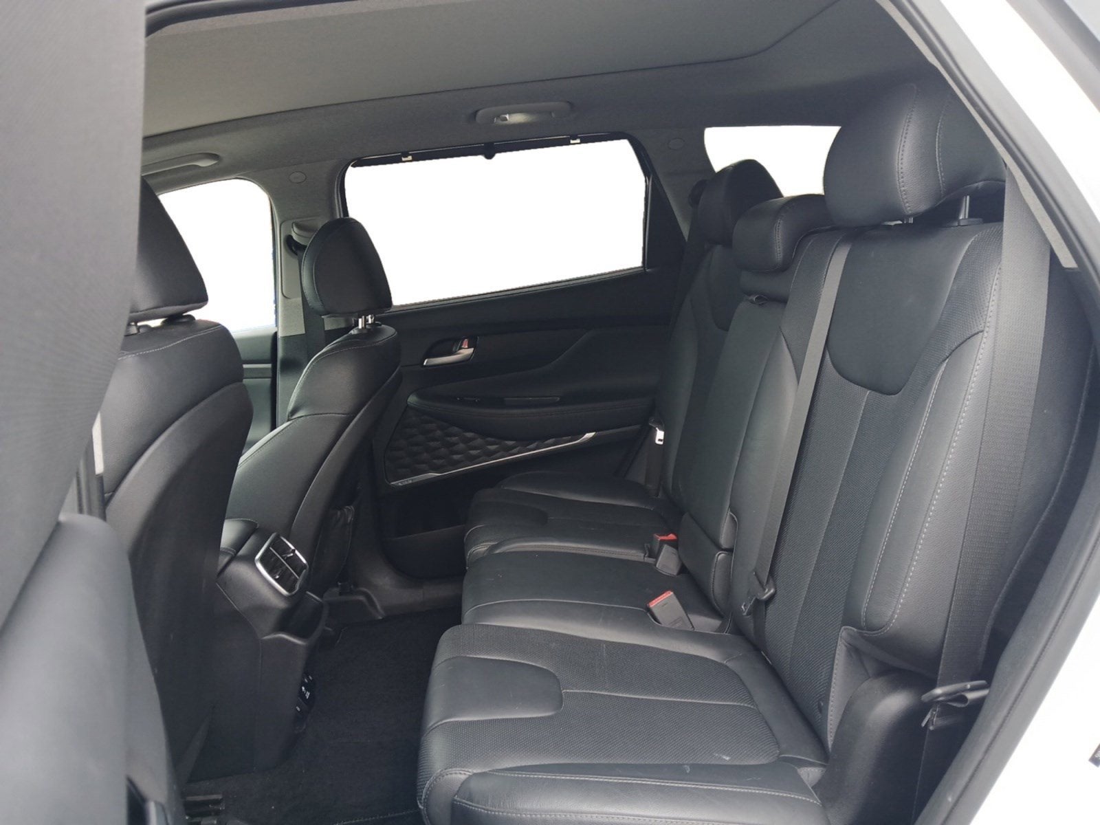 2019 Hyundai SANTA FE Ultimate W/ PANORAMIC SUNROOF & HEADS-UP DISPLAY