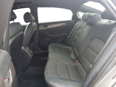 2018 Hyundai SONATA Limited W/ REARVIEW CAMERA & PARKING SENSORS