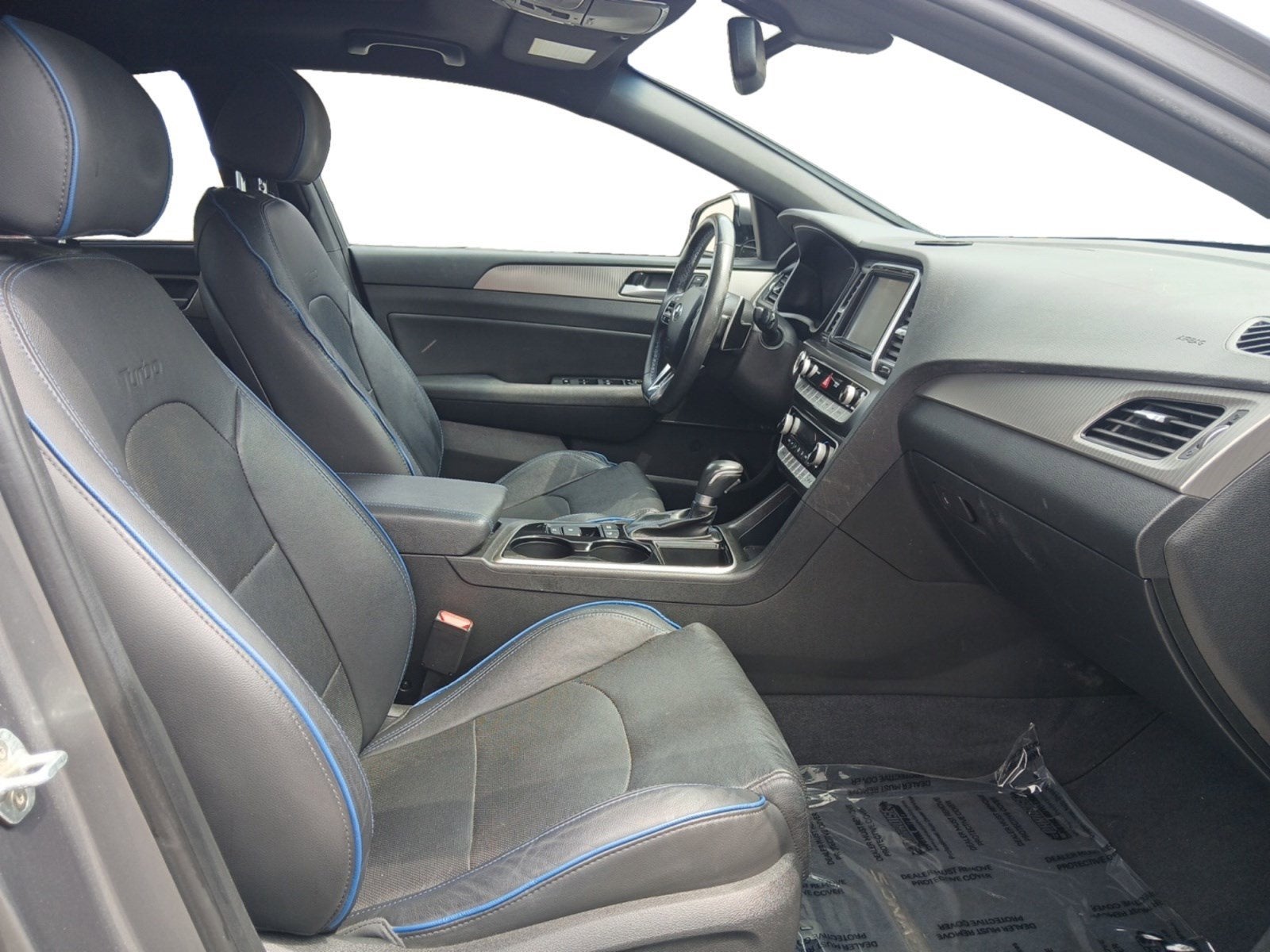 2018 Hyundai SONATA Limited W/ REARVIEW CAMERA & PARKING SENSORS