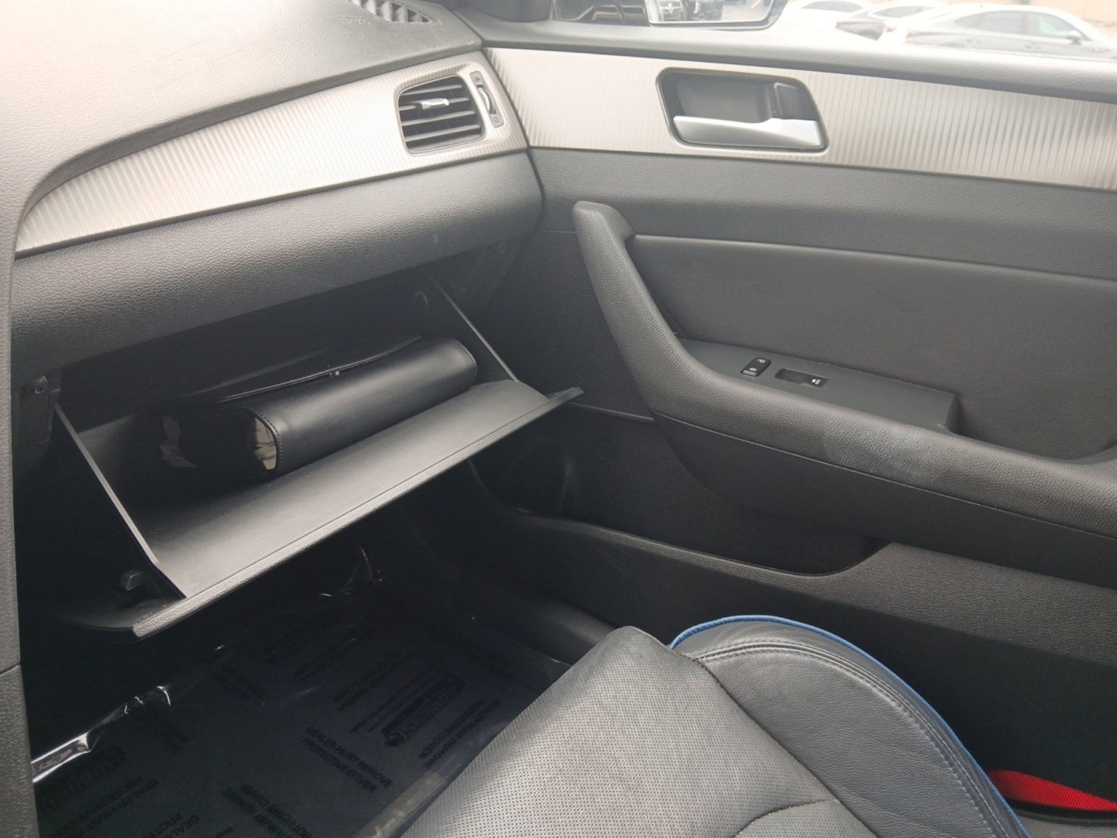 2018 Hyundai SONATA Limited W/ REARVIEW CAMERA & PARKING SENSORS