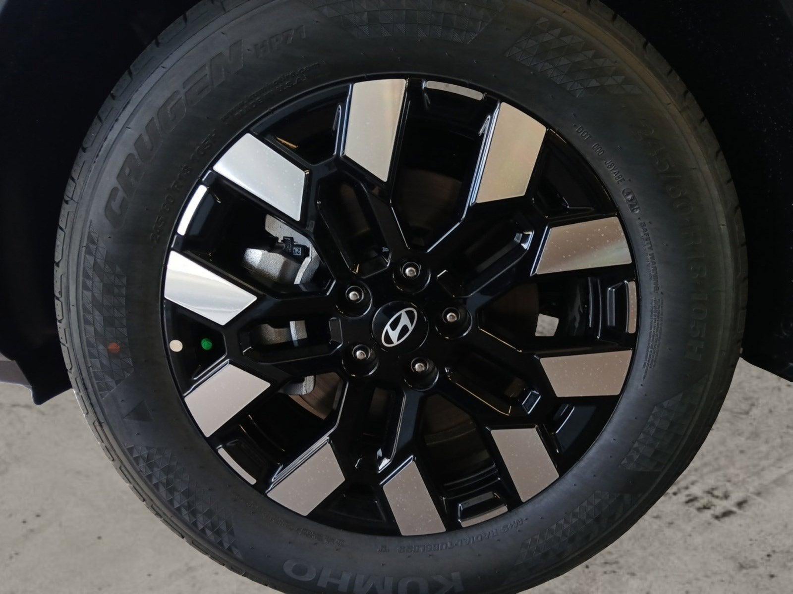 2026 Hyundai SANTA CRUZ SEL ACTIVITY W/ POWER SUNROOF & TONNEAU BED COVER