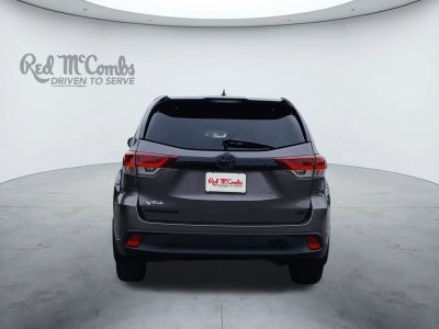 2019 Toyota Highlander SE