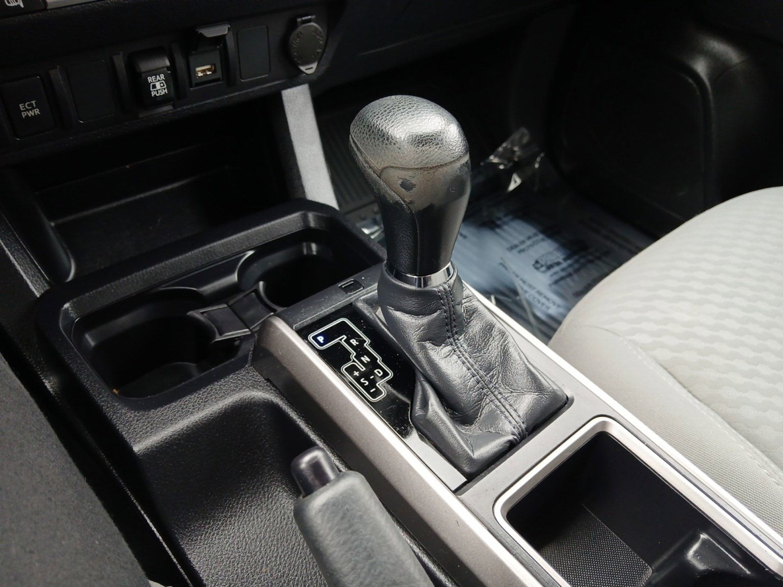 2021 Toyota Tacoma 2WD SR5