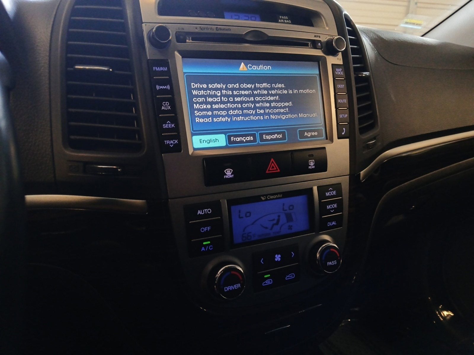 2012 Hyundai SANTA FE Limited W/ NAVIGATION PACKAGE & BACKUP CAMERA