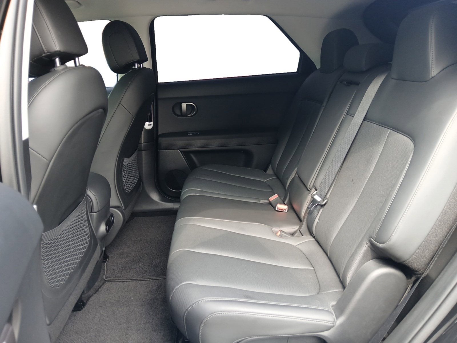 2025 Hyundai IONIQ 5 SEL W/ NAVIGATION & SMART CRUISE CONTROL