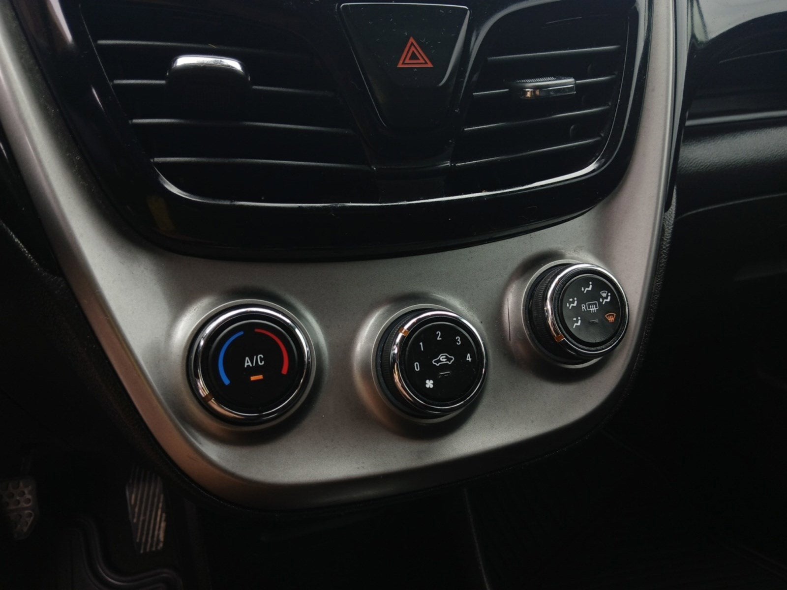 2016 Chevrolet Spark LT