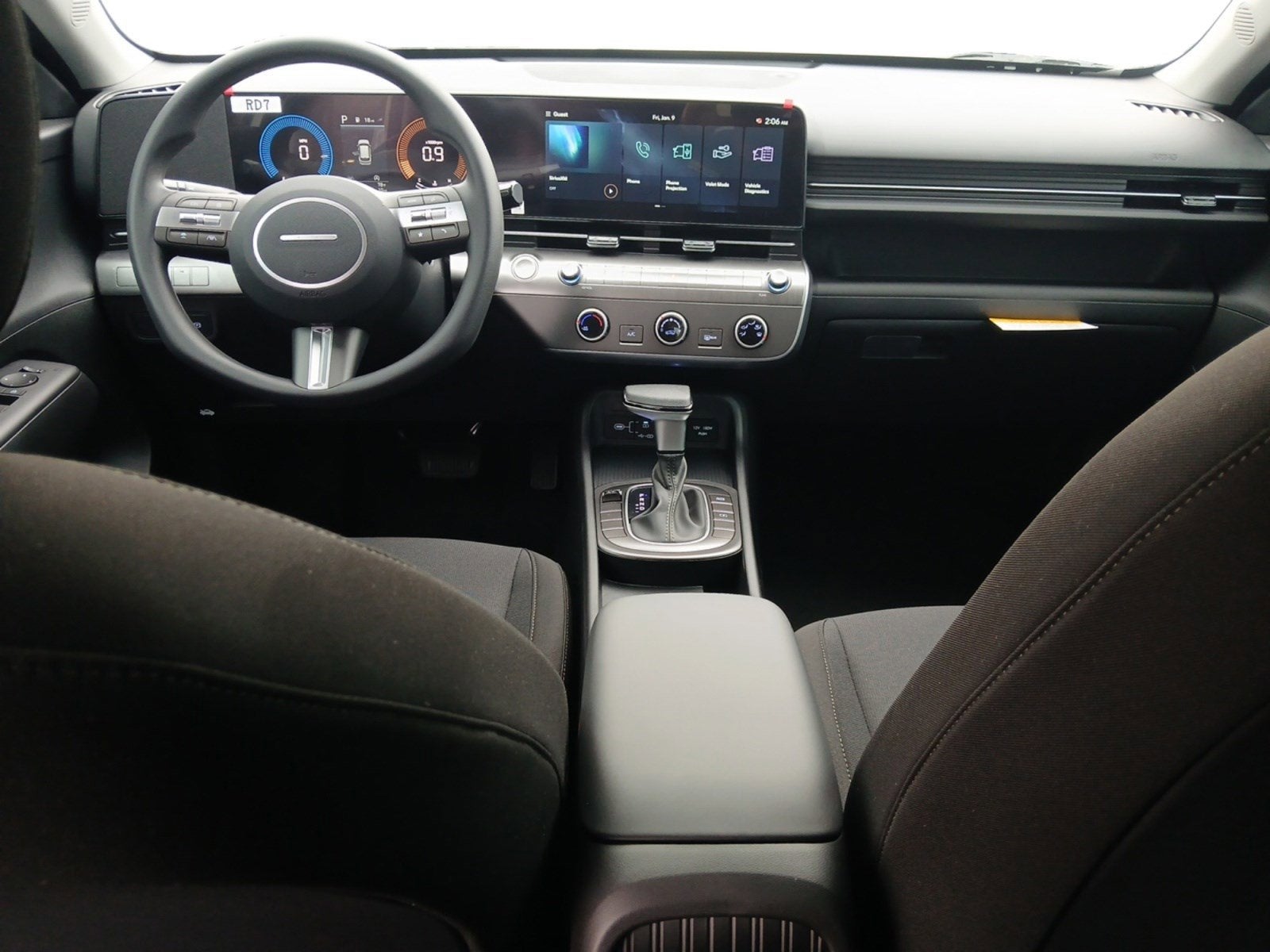 2026 Hyundai KONA SE