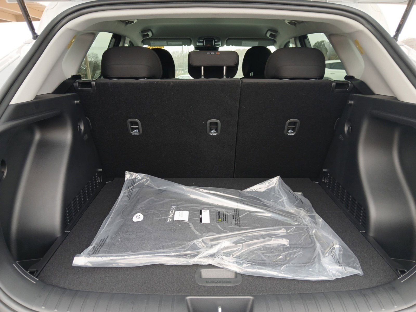 2026 Hyundai KONA SE