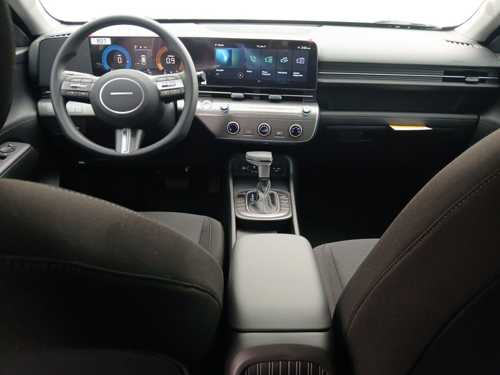 2026 Hyundai KONA SE