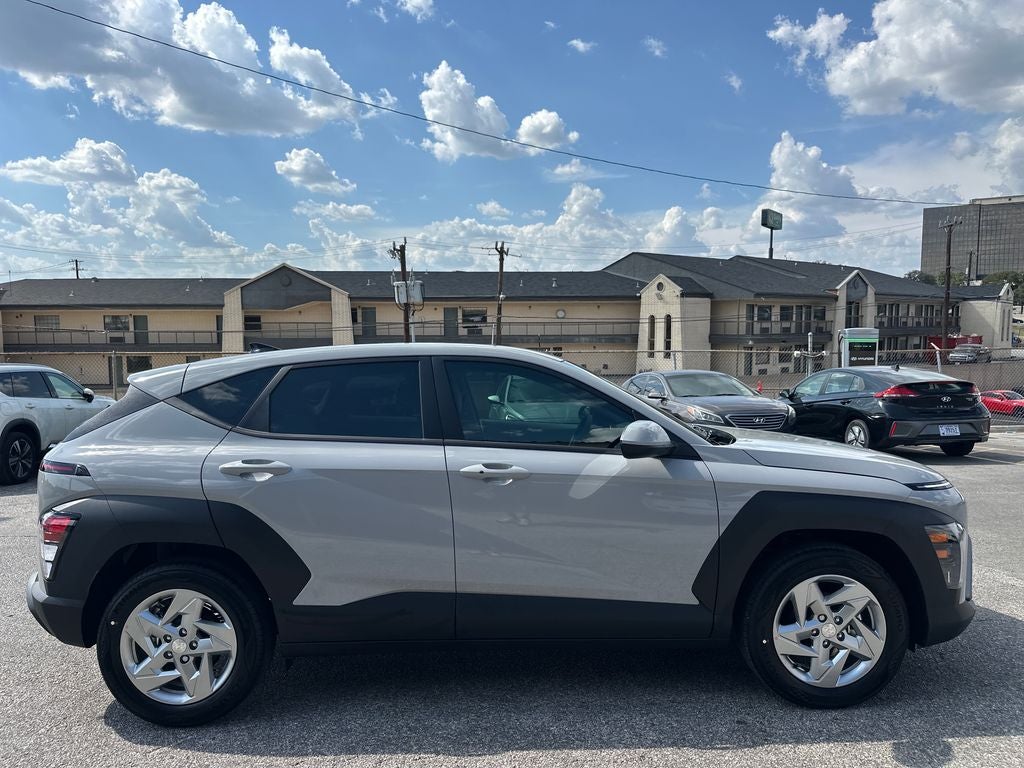 2027 Hyundai KONA SE