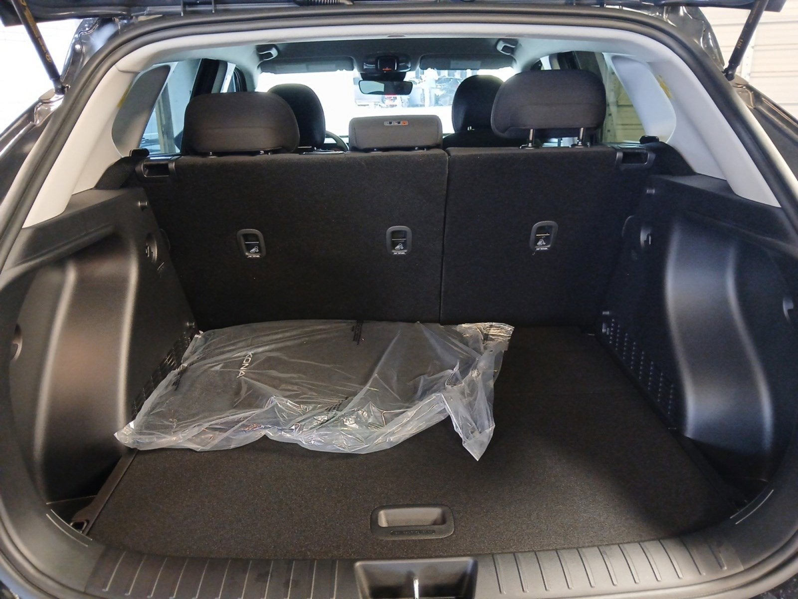 2026 Hyundai KONA SE