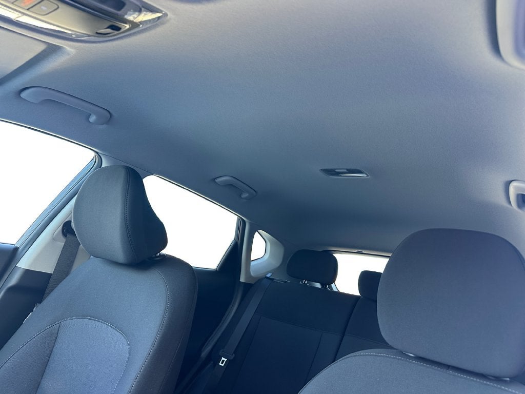 2027 Hyundai KONA SE