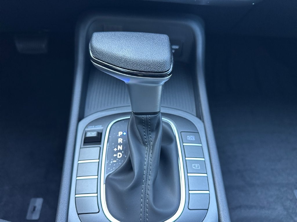 2027 Hyundai KONA SE