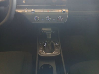 2027 Hyundai KONA SE