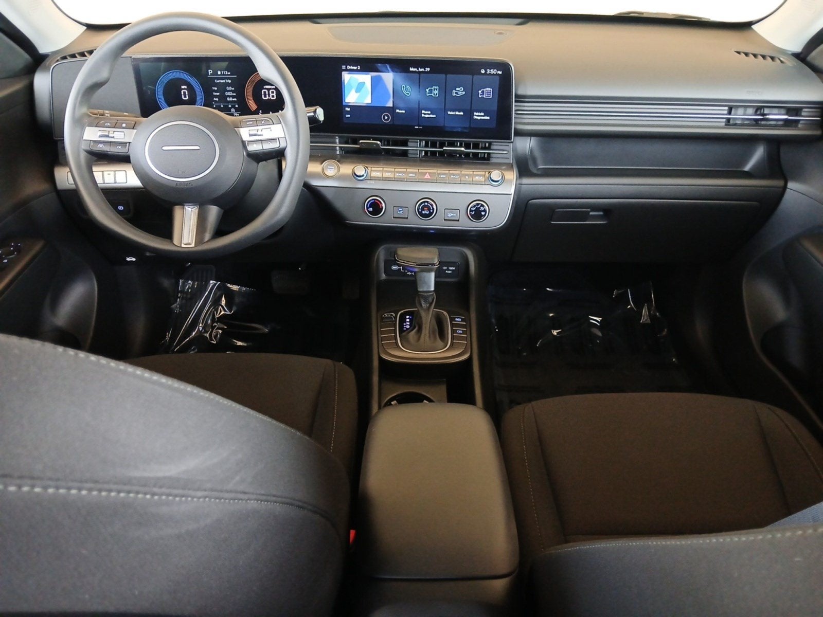 2025 Hyundai KONA SE