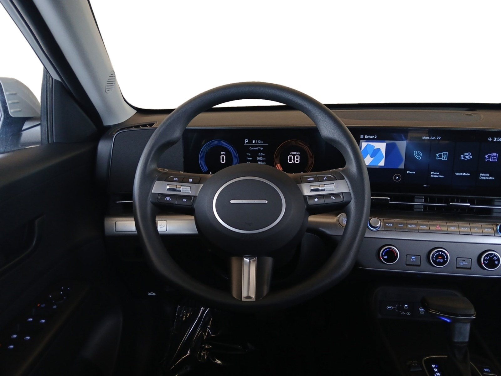 2025 Hyundai KONA SE