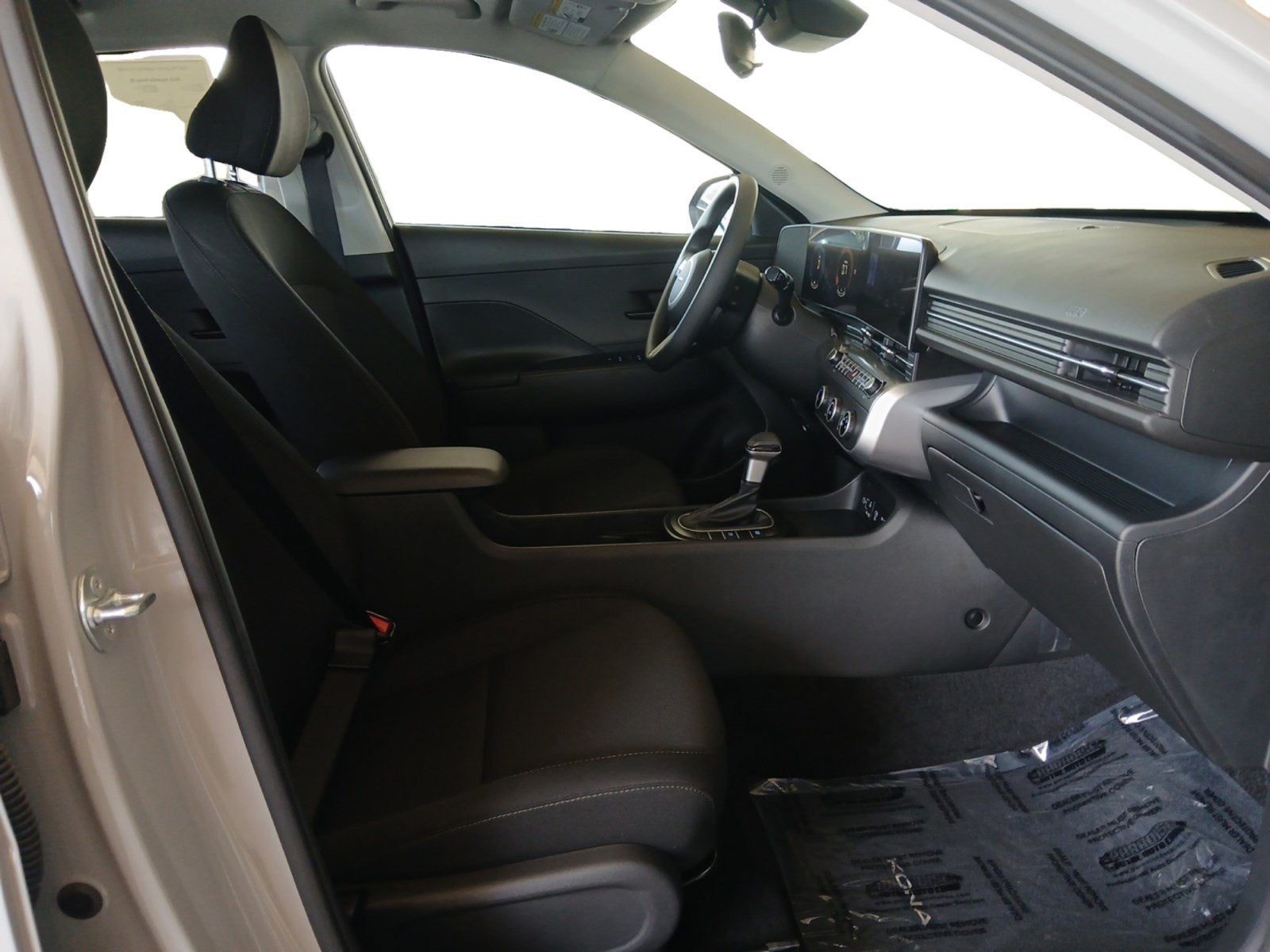 2025 Hyundai KONA SE