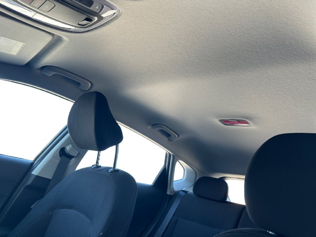 2027 Hyundai KONA SE