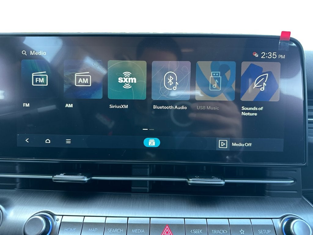 2027 Hyundai KONA SE