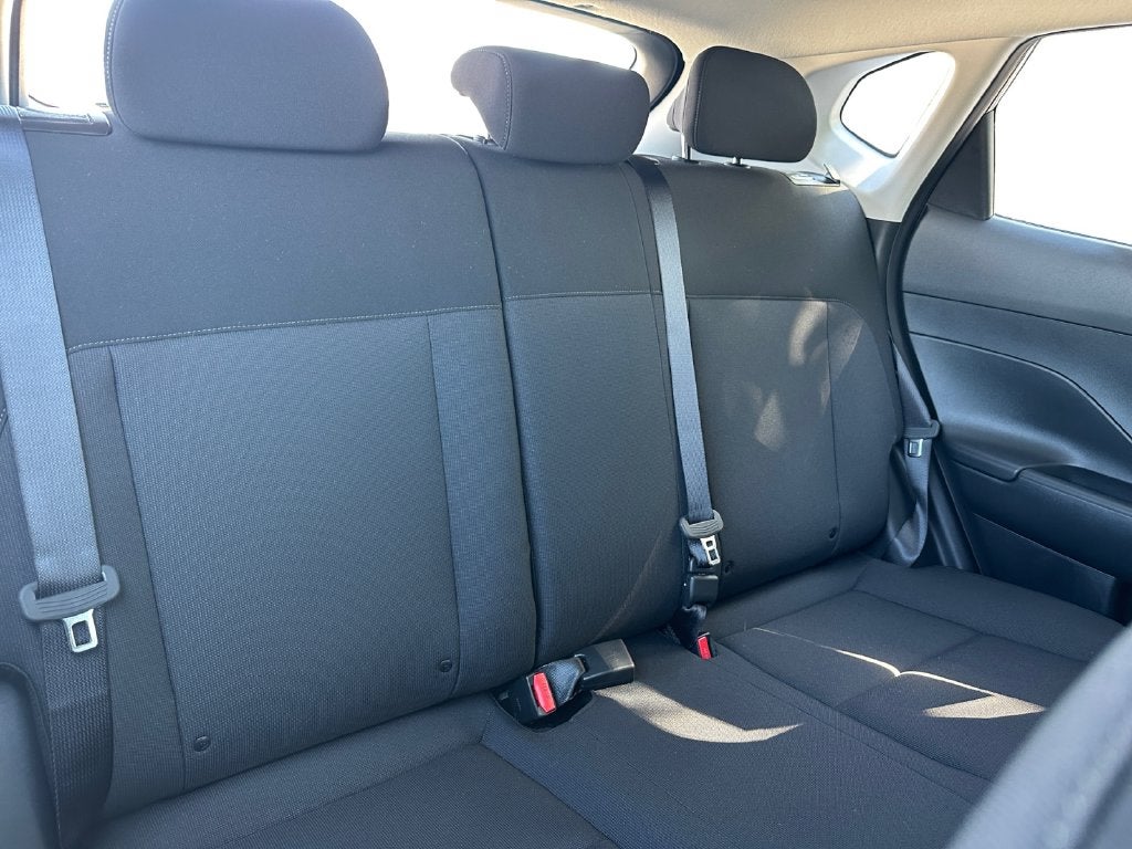 2027 Hyundai KONA SE