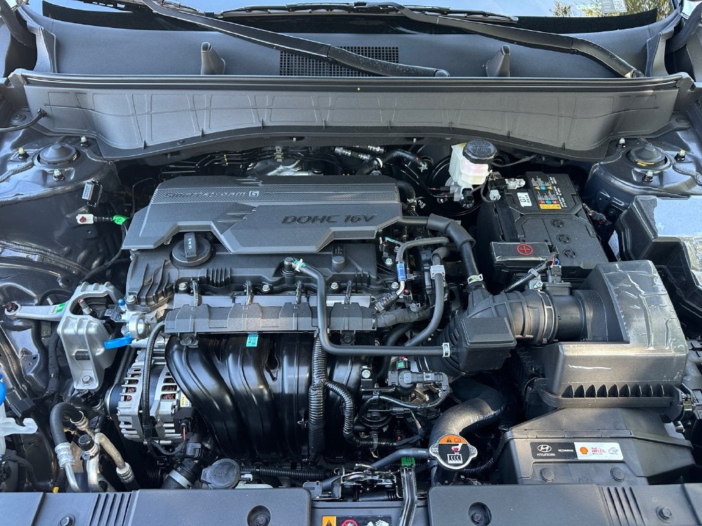 2027 Hyundai KONA SE