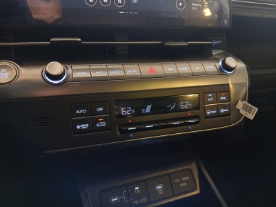 2025 Hyundai KONA ELECTRIC SE