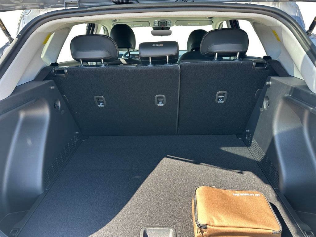 2027 Hyundai KONA SEL Premium