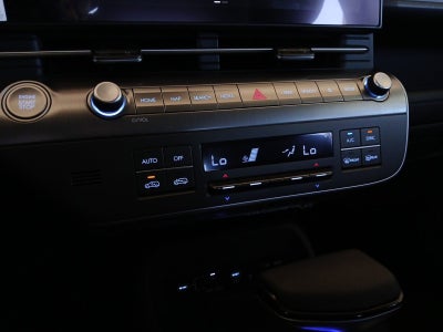 2026 Hyundai KONA SEL Sport W/ BLIND-SPOT WARNING & 18" ALLOY WHEELS