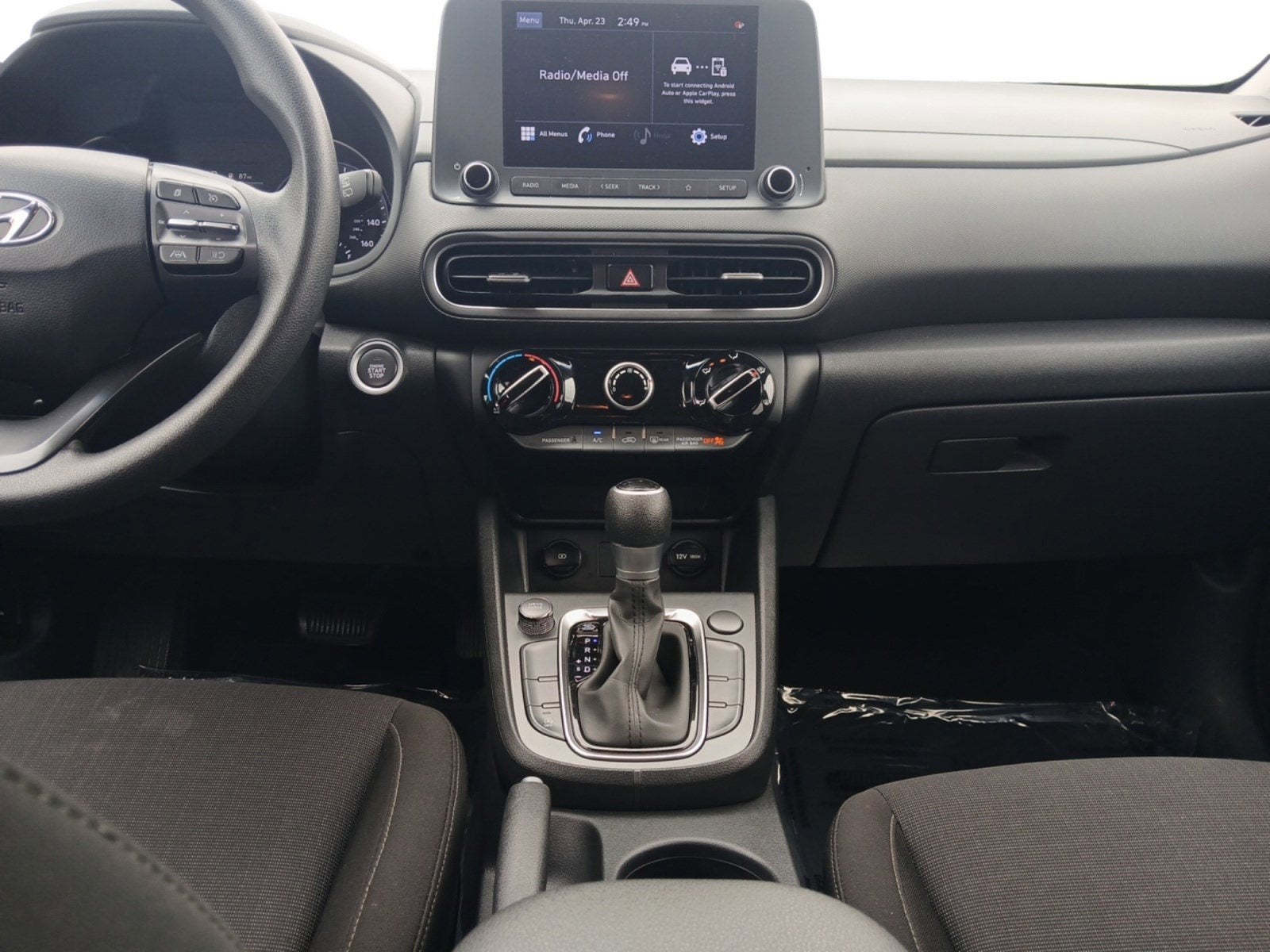 2022 Hyundai KONA SEL W/ REARVIEW CAMERA W/ PARKING GUIDANCE