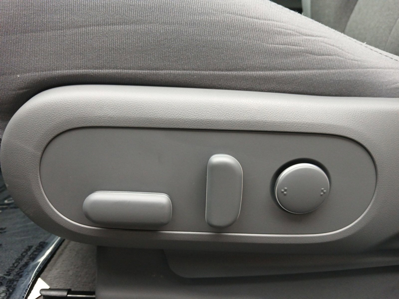 2024 Hyundai IONIQ 5 SE Standard Range