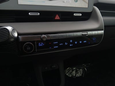 2024 Hyundai IONIQ 5 SE Standard Range