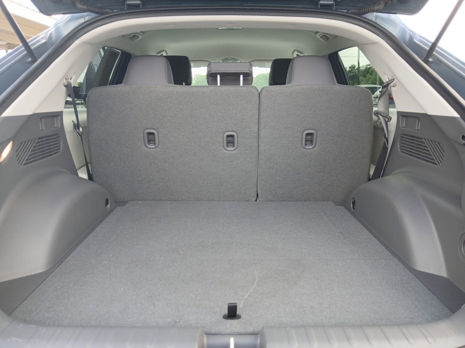 2024 Hyundai IONIQ 5 SE W/ GPS NAVIGATION & BACK-UP CAMERA