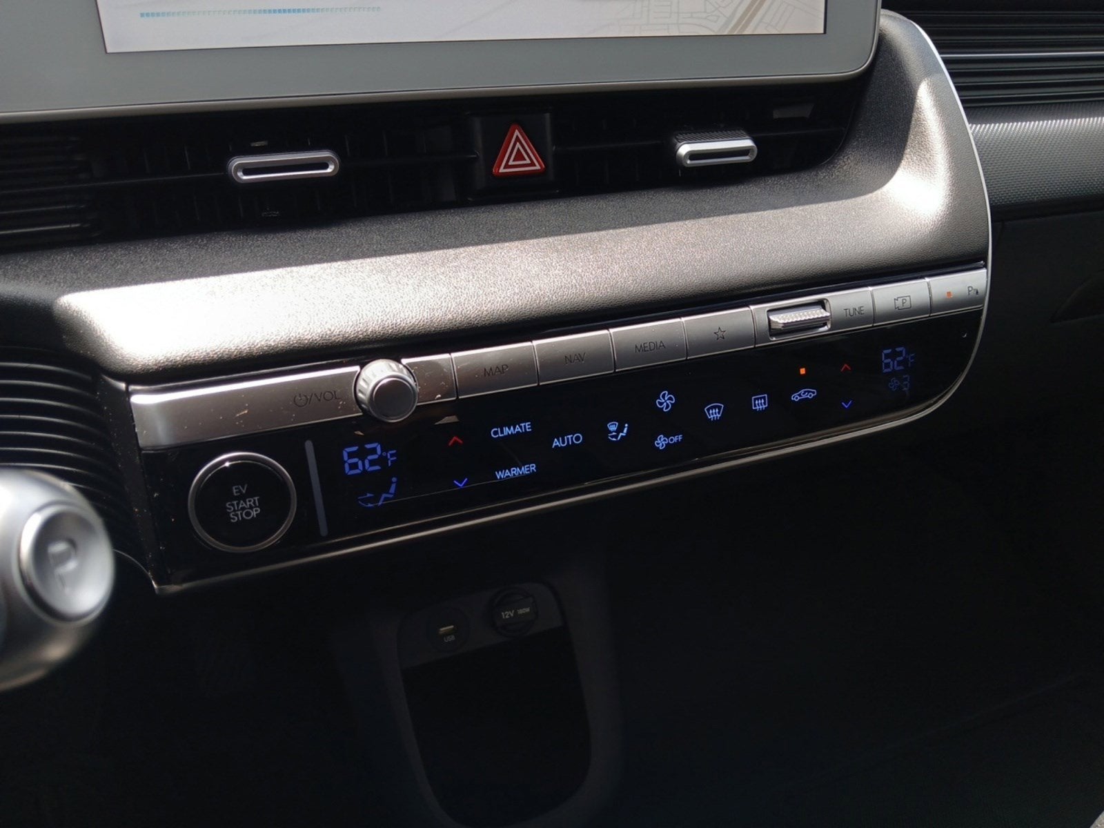 2024 Hyundai IONIQ 5 Limited W/ REMOTE SMART PARKING ASSIST
