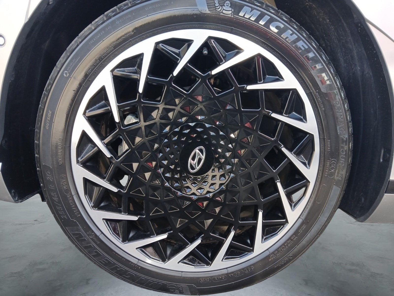 2024 Hyundai IONIQ 5 Limited