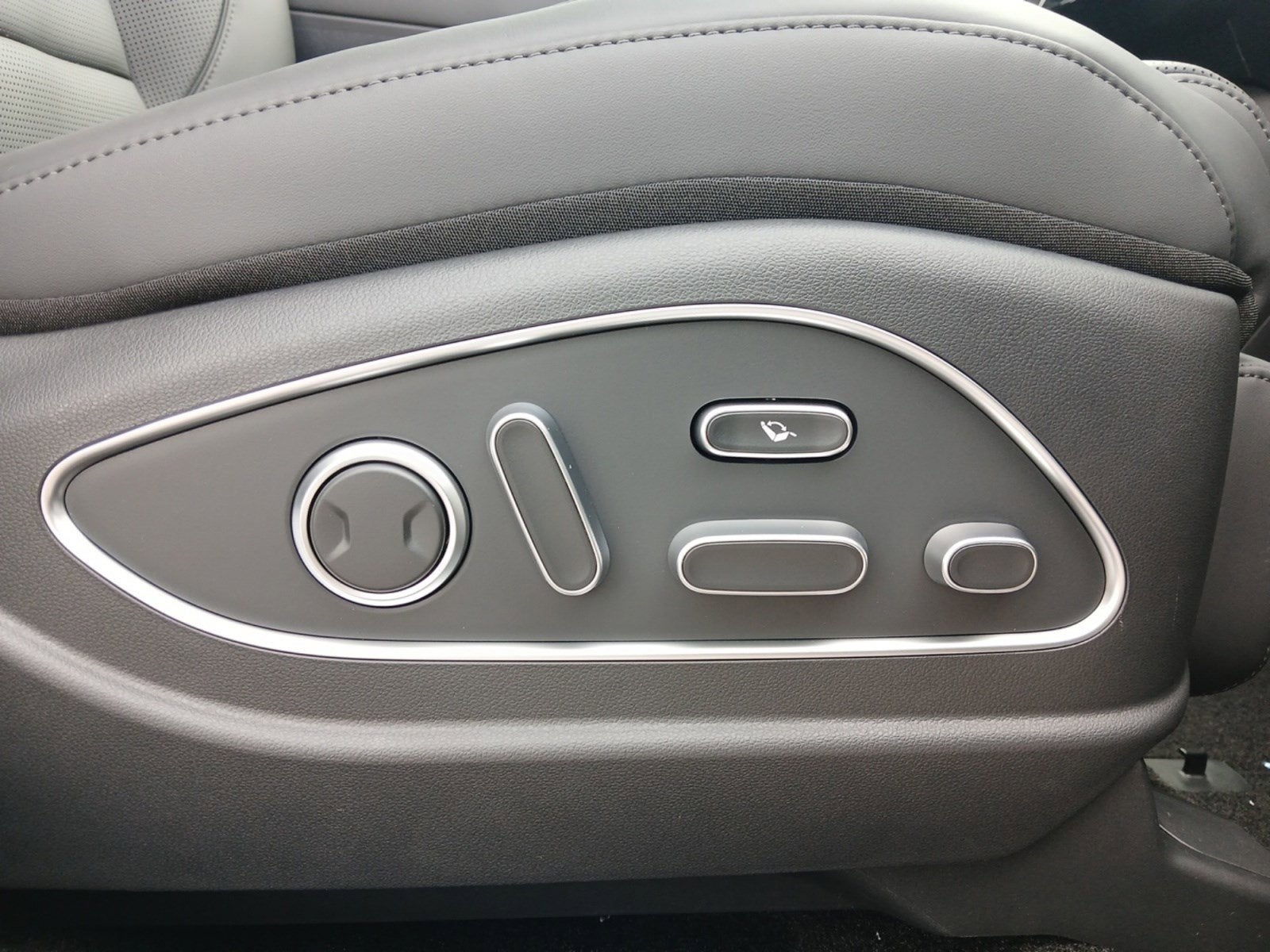 2026 Hyundai PALISADE HYBRID Calligraphy 3RD ROW WITH BLIND SPOT MONITOR