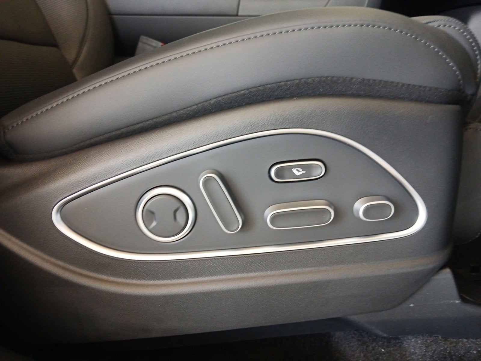 2026 Hyundai PALISADE HYBRID Calligraphy 3RD ROW & SURROUND VIEW MONITOR