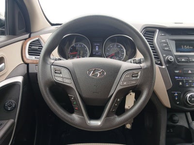 2016 Hyundai SANTA FE SE