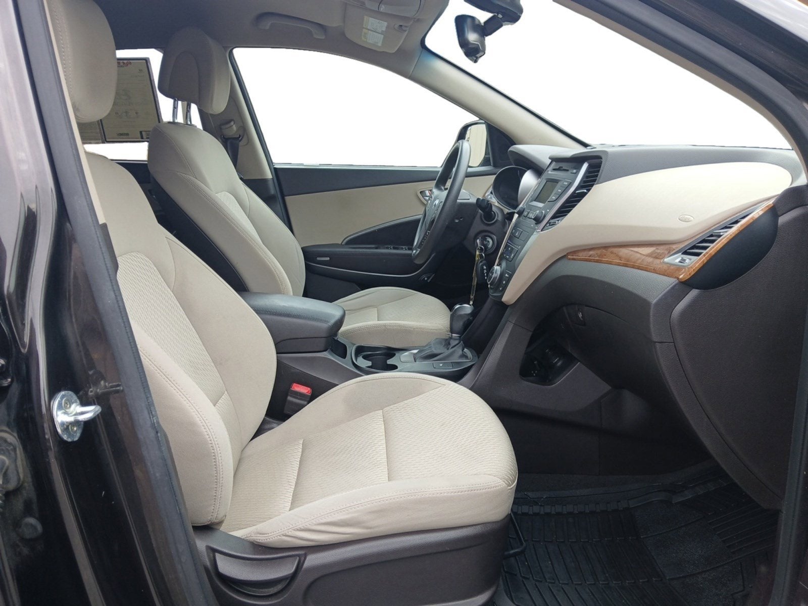 2016 Hyundai SANTA FE SE