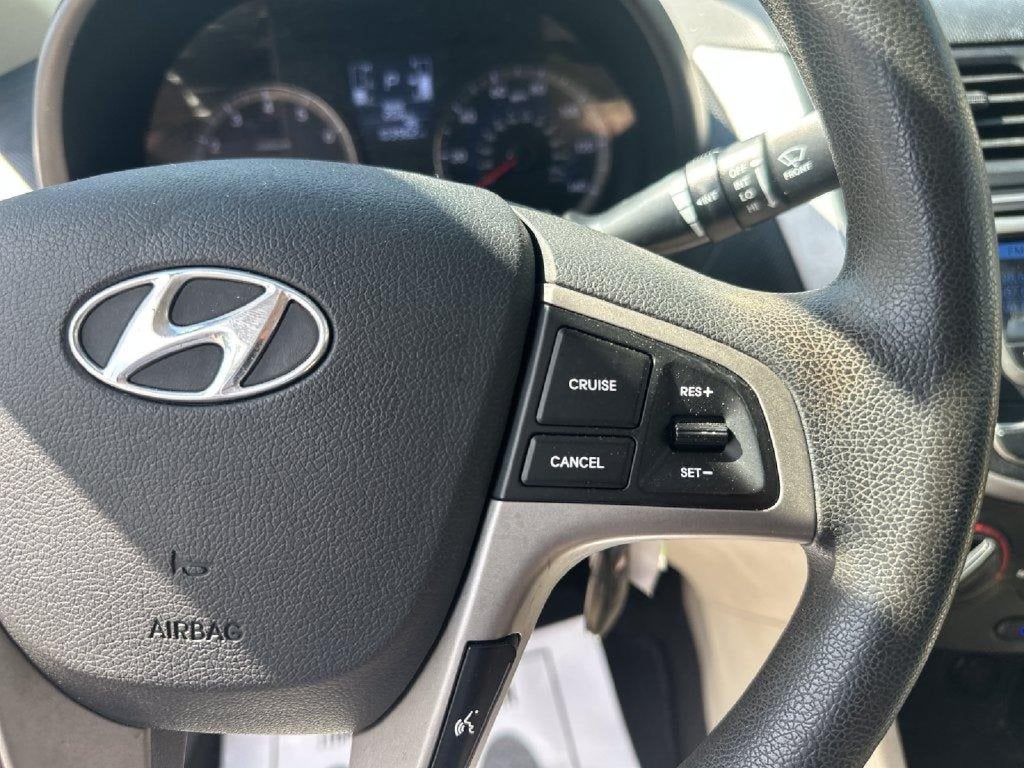 2016 Hyundai ACCENT SE