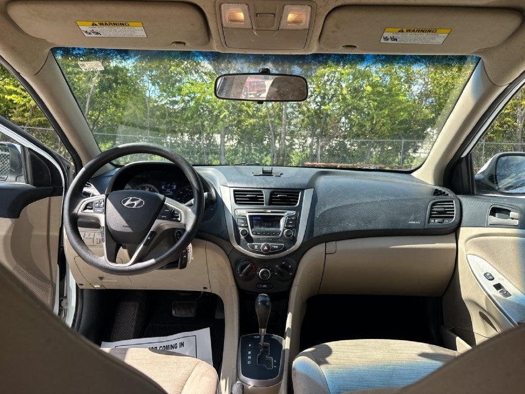 2016 Hyundai ACCENT SE
