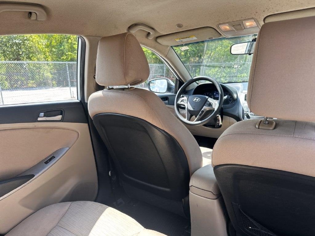 2016 Hyundai ACCENT SE