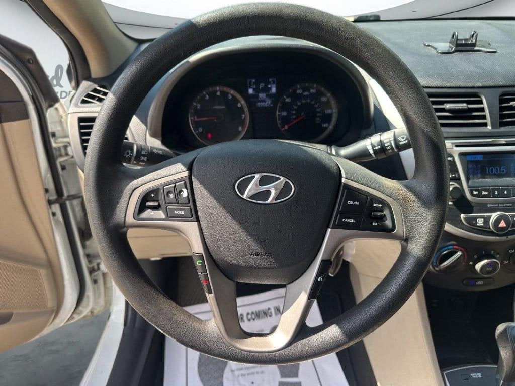 2016 Hyundai ACCENT SE