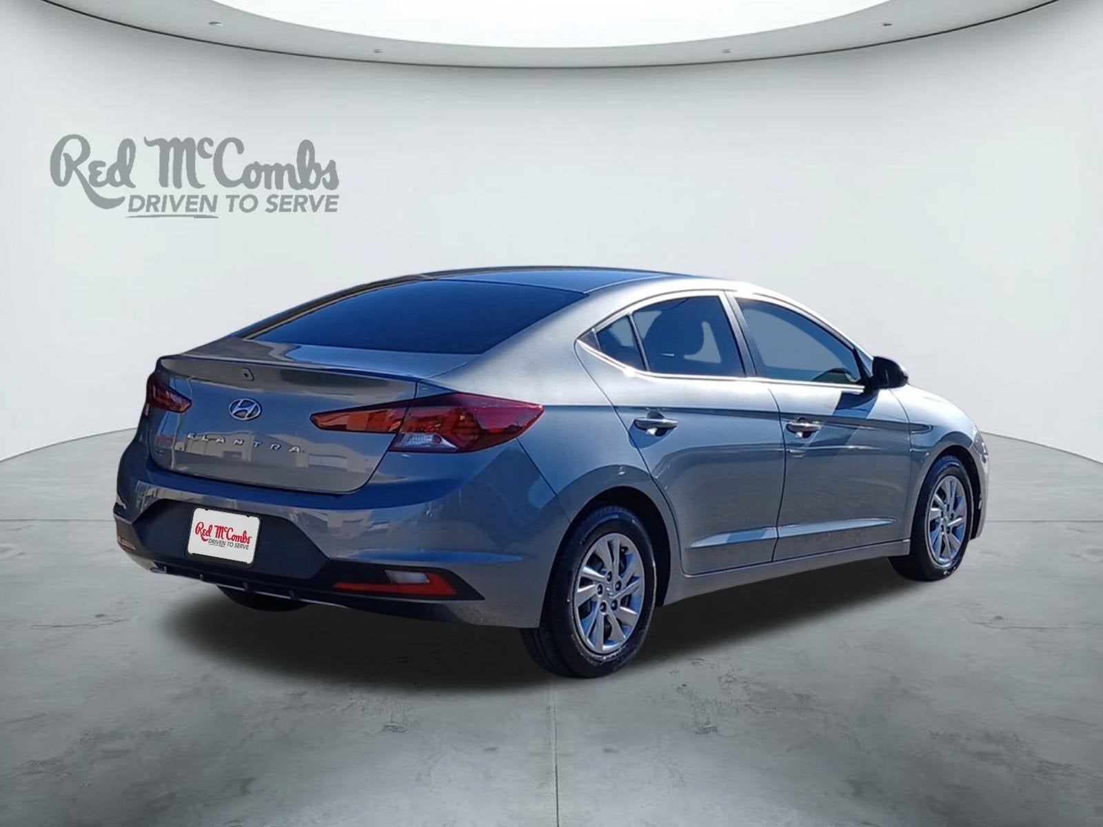 2019 Hyundai ELANTRA SE