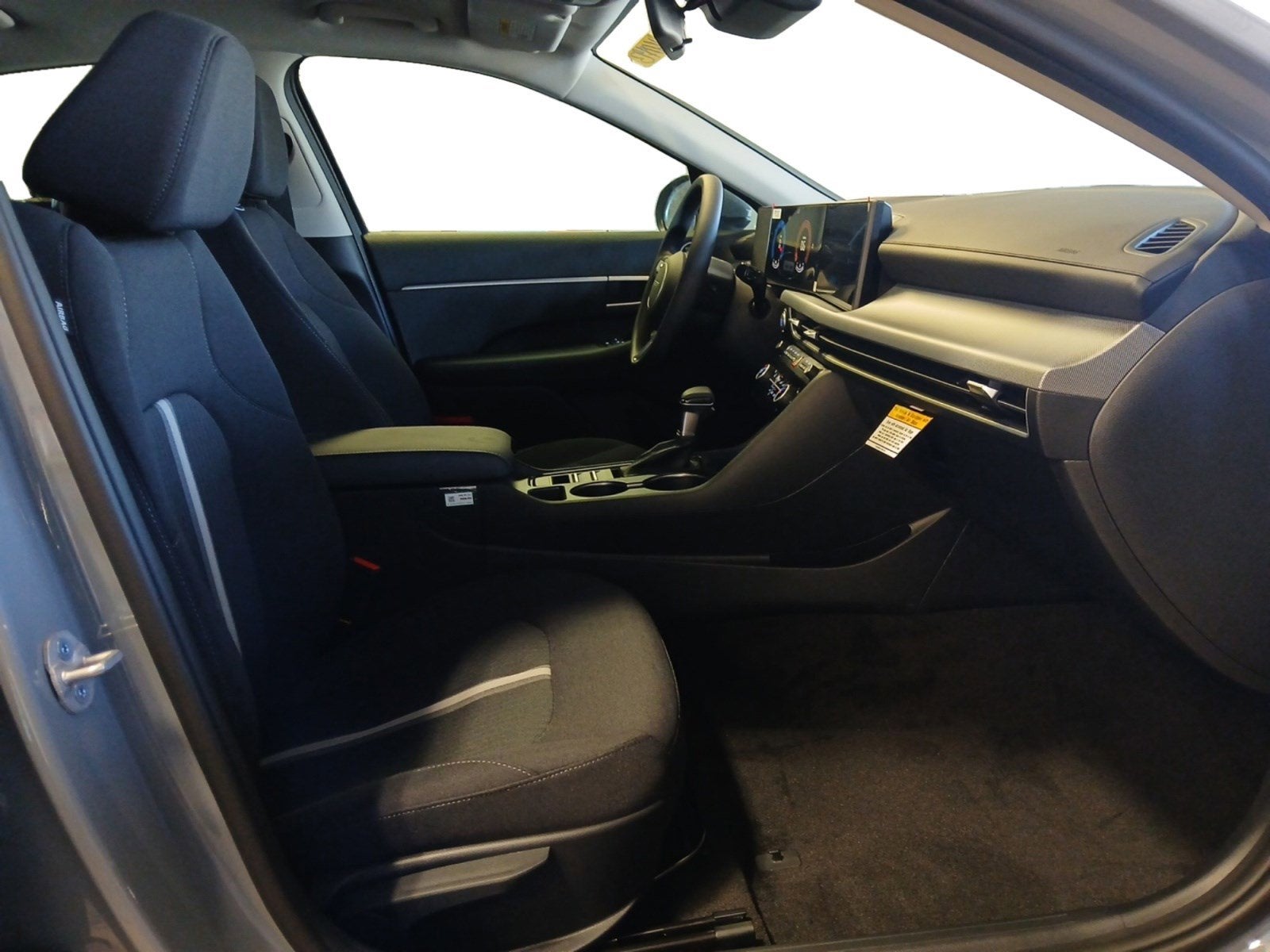 2026 Hyundai SONATA SE W/ PROXIMITY KEY ENTRY & PUSH START BUTTON