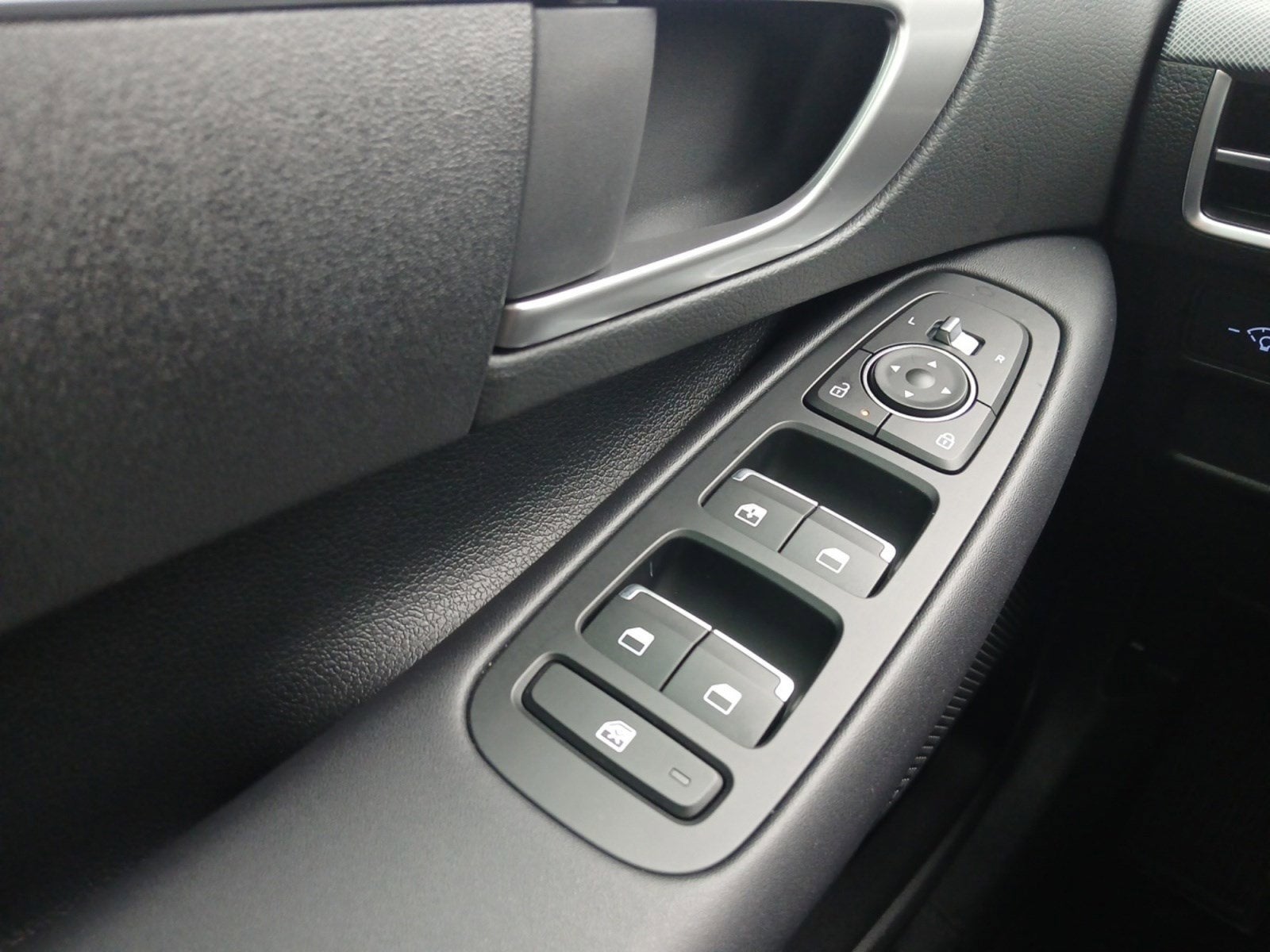 2026 Hyundai SONATA SE W/ FORWARD COLLISION AVOIDANCE ASSIST