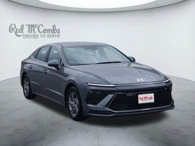 2025 Hyundai SONATA SE