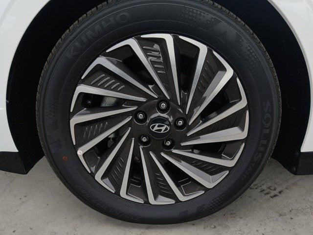 2025 Hyundai SONATA HYBRID SEL