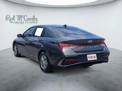 2024 Hyundai ELANTRA SE